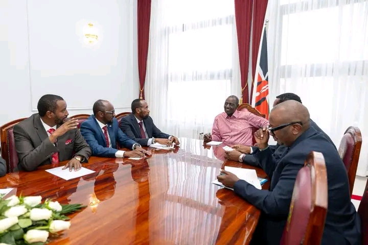 PRESIDENT WILLIAM RUTO TOGETHER WITH MANDERA LEADERS UNVEIL TRANSFORMATIVE AGENDA FOR COUNTY DEVELOPMENT.