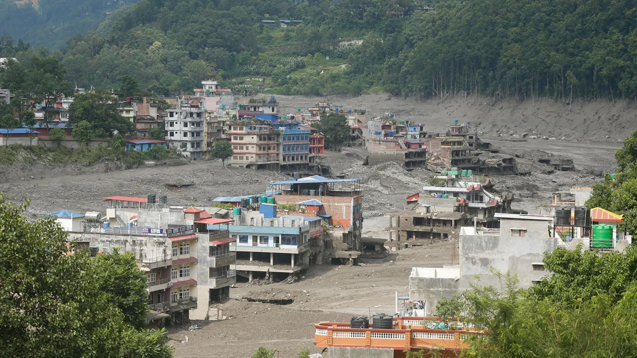 Rescuers Encounter Access Challenges in Nepal-Tibet Flash Flood Zone Amid Rising Casualties