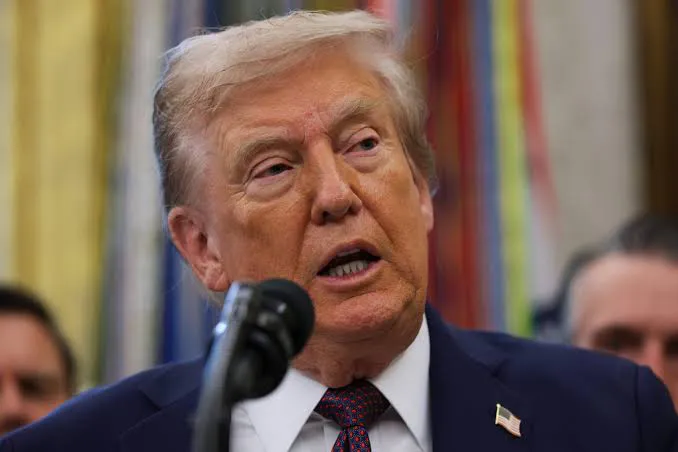 Trump Says US Has "Total Control" of Strategic Strait, Warns Iran Blockade Could Be Reinstated