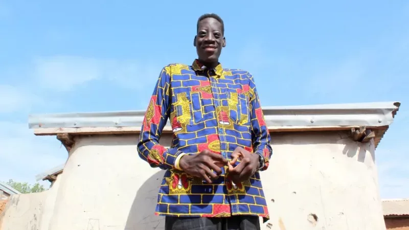 Ghana’s Tallest Man, Sulemana Abdul Samed, Passes at 33 Amid Health Challenges