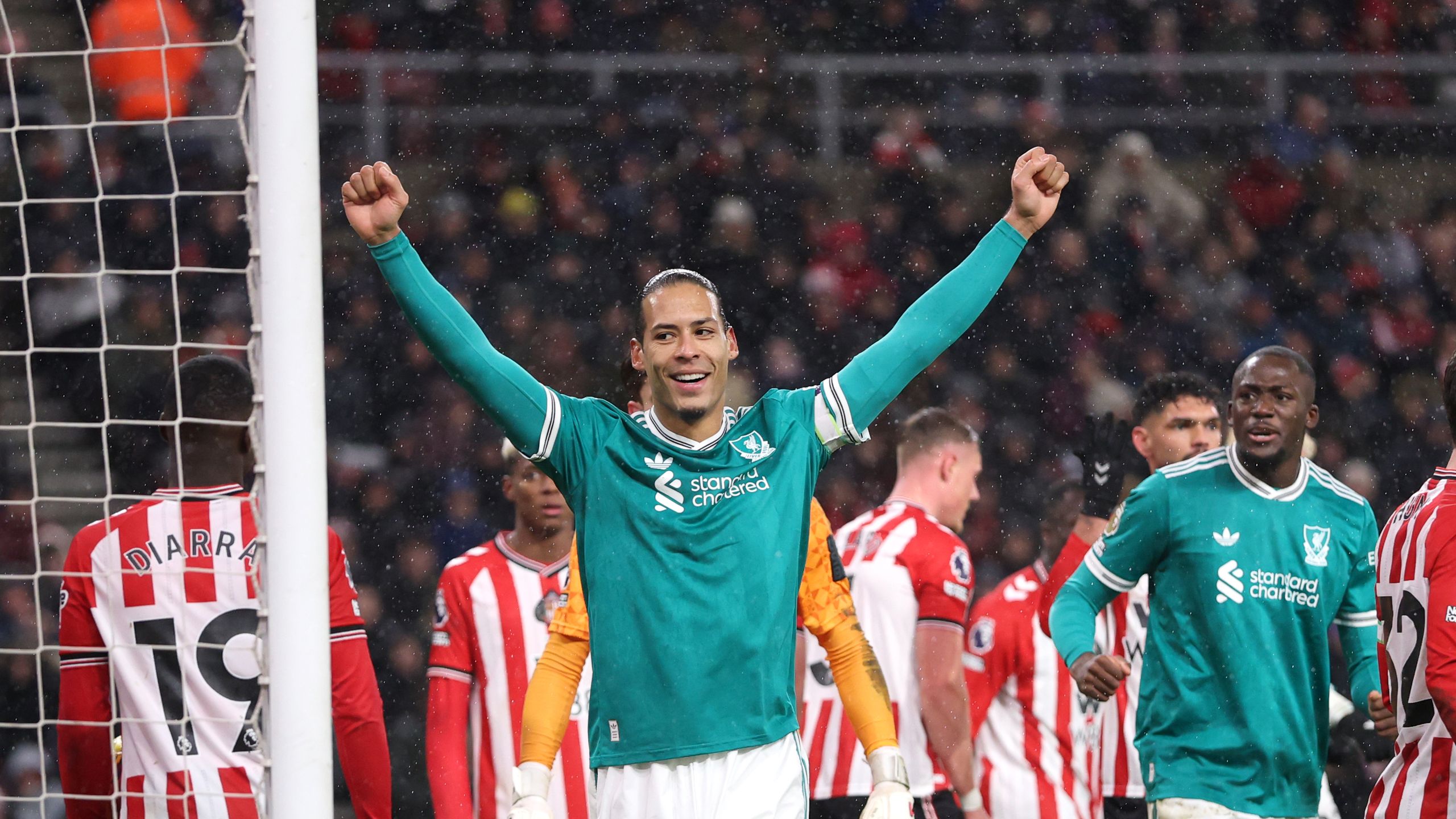 'We Had to Bring Everything' – Wirtz Admits Fear as Van Dijk Ends Sunderland's 12-Game Fortress; Endo's Horror Injury Casts Shadow Over Top-Four Triumph